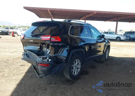 2015 Jeep Cherokee Latitude z USA, uszkodzony, nr VIN 1C4PJMCS1FW559577